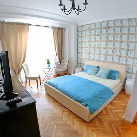 Color Apartments Blanari Street Bükreş Dış mekan fotoğraf