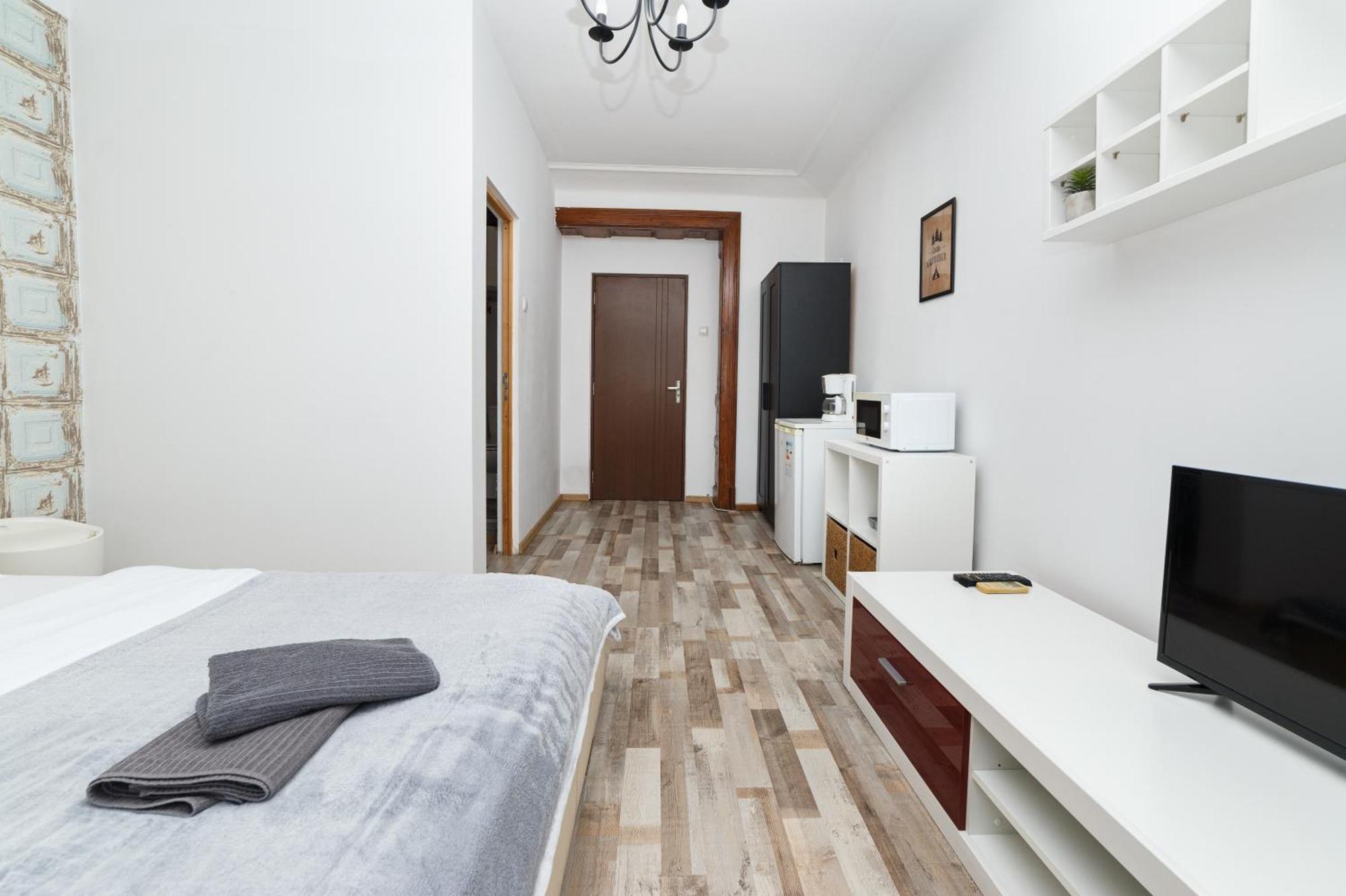 Color Apartments Blanari Street Bükreş Dış mekan fotoğraf