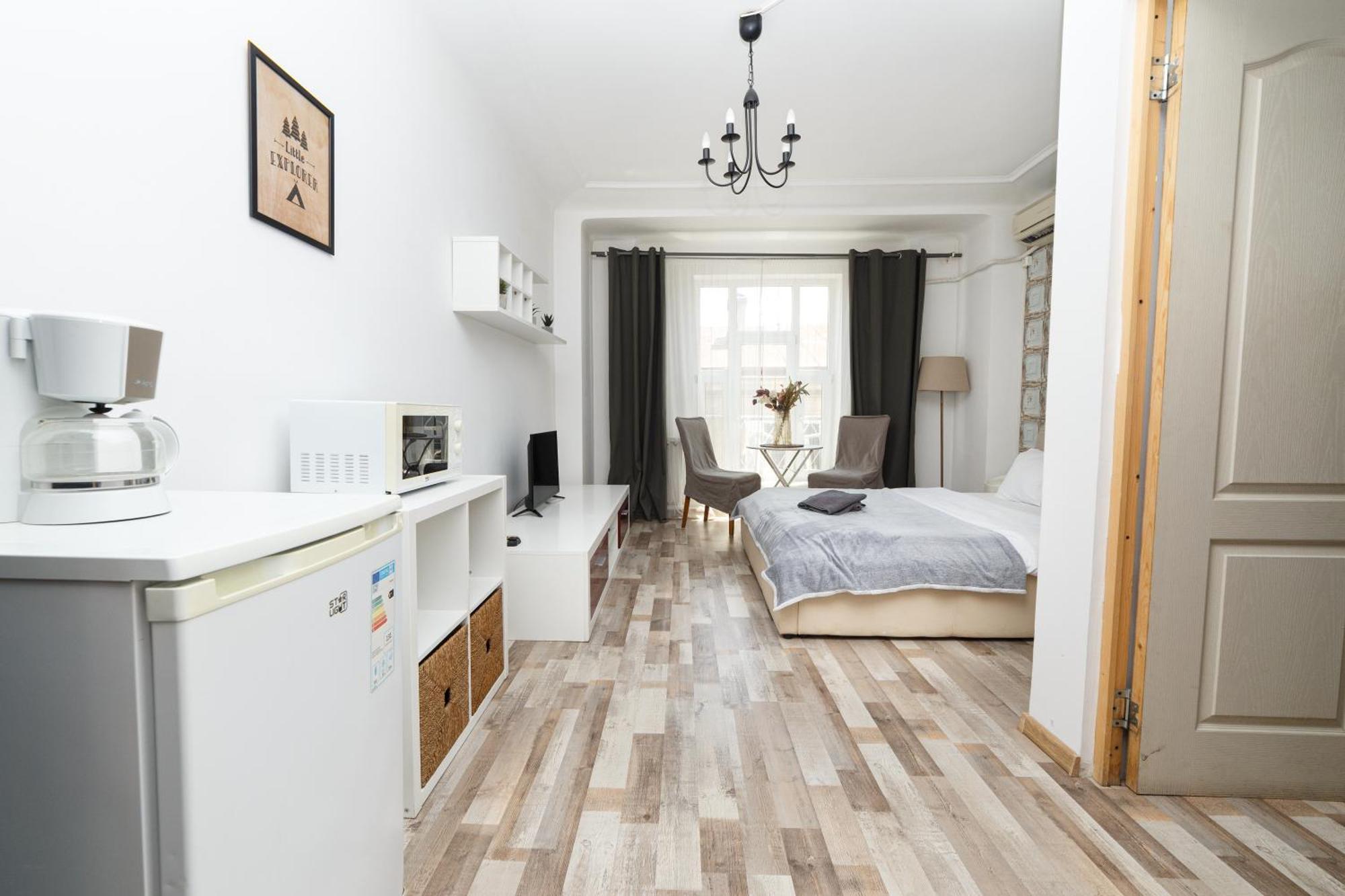 Color Apartments Blanari Street Bükreş Dış mekan fotoğraf