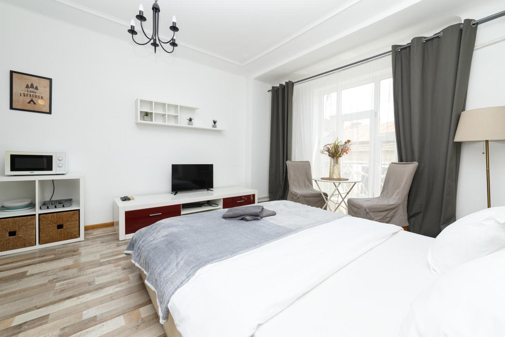 Color Apartments Blanari Street Bükreş Dış mekan fotoğraf