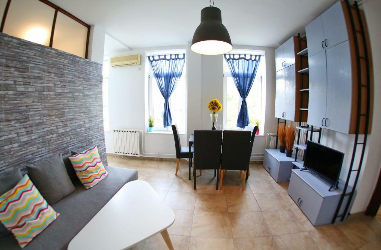 Color Apartments Blanari Street Bükreş Dış mekan fotoğraf