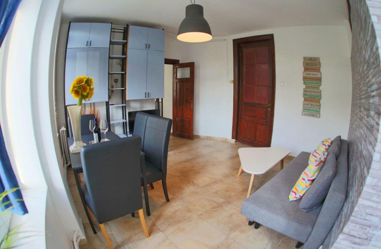 Color Apartments Blanari Street Bükreş Dış mekan fotoğraf