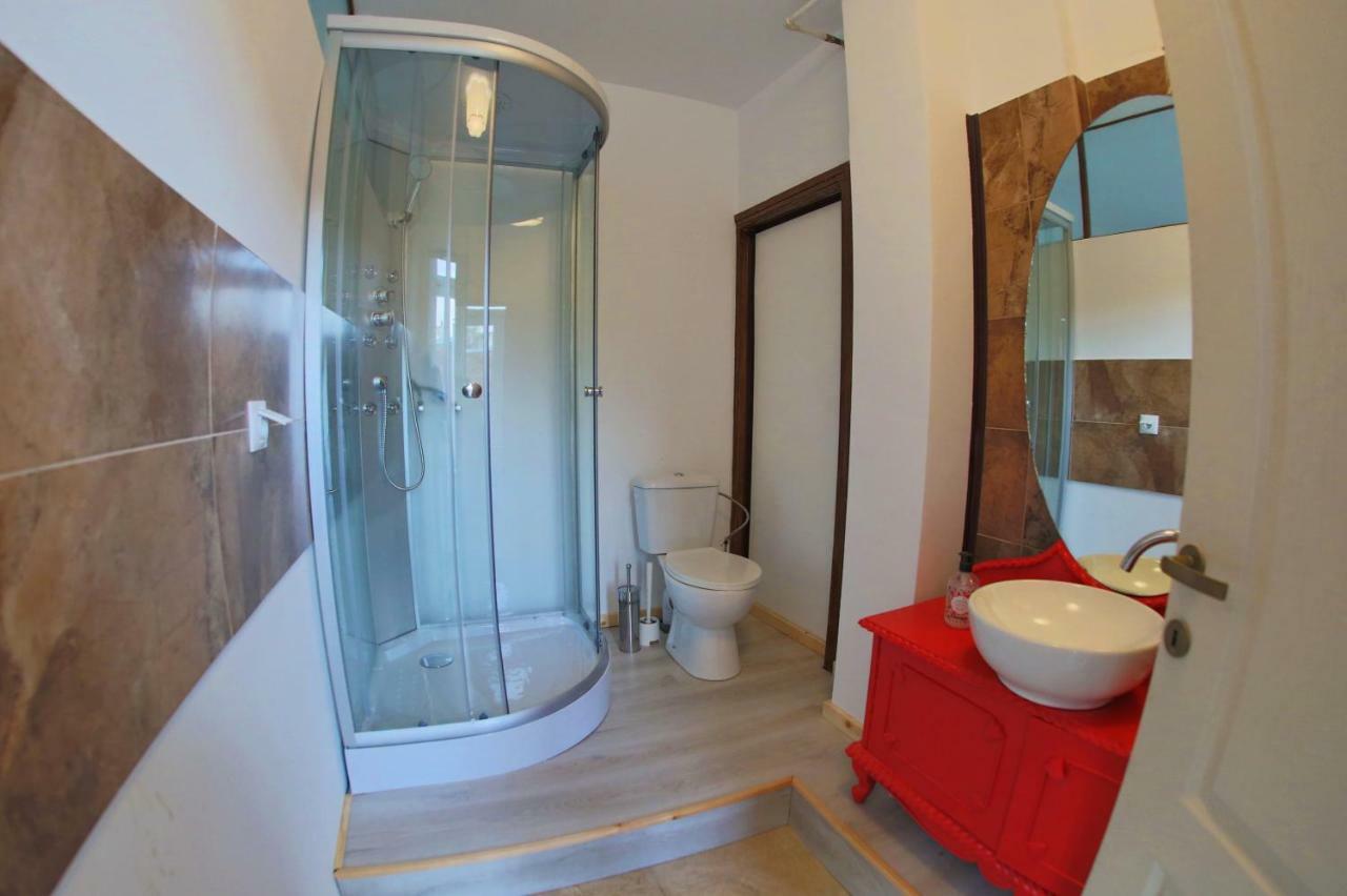 Color Apartments Blanari Street Bükreş Dış mekan fotoğraf