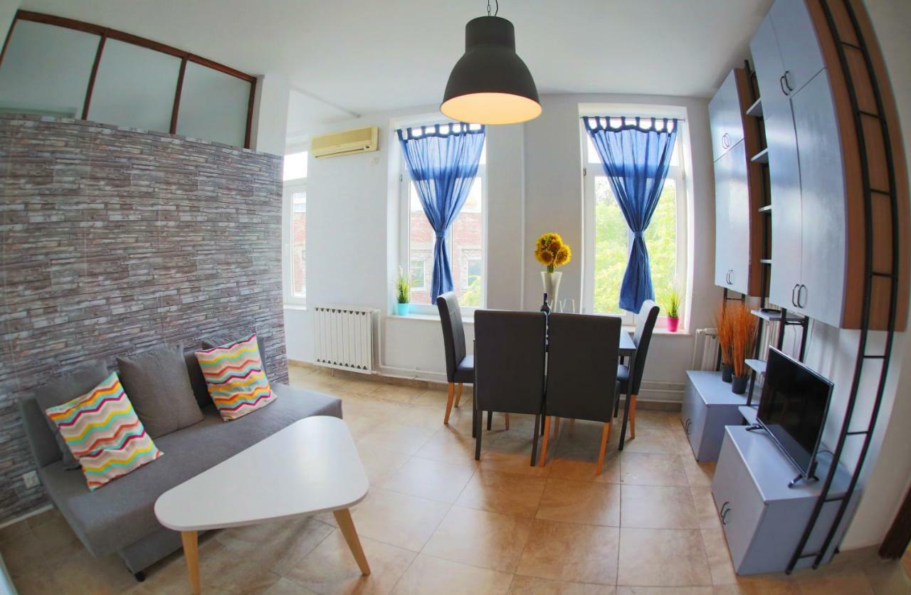 Color Apartments Blanari Street Bükreş Dış mekan fotoğraf